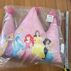 ディズニープリンセス　クッション　ティアラの画像