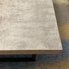 ダイニングテーブル コンクリ風デザインの画像