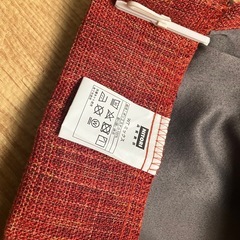 カーテン レッド ニトリの画像