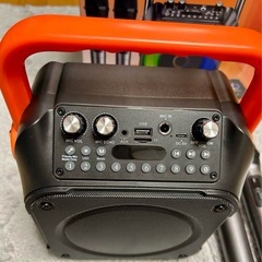 K9-M カラオケマシン 2本のマイク付きの画像