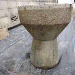 餅つき用の石臼(いしうす)をプレゼントします。　受け渡し場所は松山市小栗です。の画像