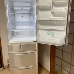 冷蔵庫の画像