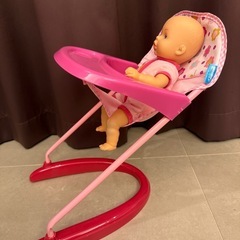 お譲りします！アメリカで購入！おままごと椅子⭐︎お人形椅子⭐︎お人形セットの画像