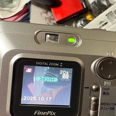 富士通　デジカメ　A202の画像