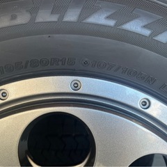 スタッドレス　ブリザック　ホイール付き４本セット
195/80R15の画像