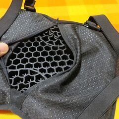 ☆★バイクシート用ゲルクッション低使用品★☆の画像