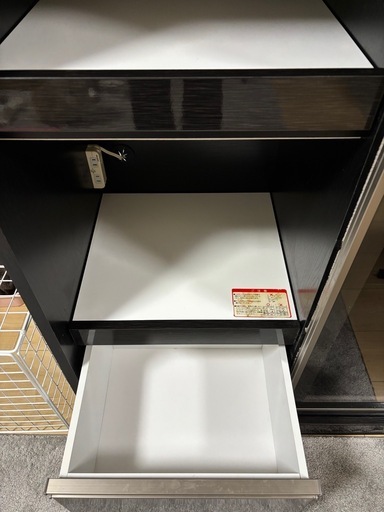 日本製　カップボード　食器棚　ブラック（黒木目）