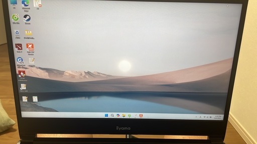 イイヤマのノートパソコン