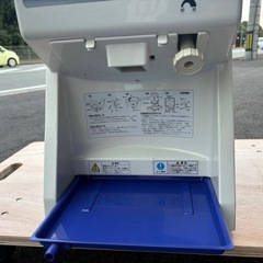 ■中古品 ホシザキアイススライサー 卓上 ISL-2TD 2013年 初雪 かき氷機 動作問題なし 厨房■の画像