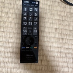TOSHIBA REGZA 32型 液晶テレビ（リモコン付き）の画像