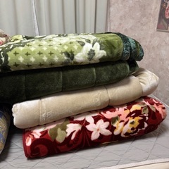 寝具3人分の画像