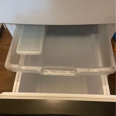 Hugel様専用　冷蔵庫　一人暮らし用　単身者用　Hisense　2ドア冷凍冷蔵庫　HR-D15C　2020年製の画像