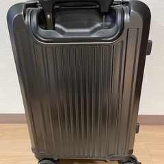 ジャンク キャリーケースの画像