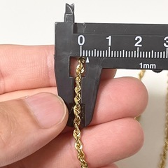 K18 約2.5mm幅ロープネックレス 
3.9g 45cmの画像