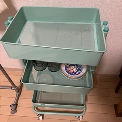 スチールラックの画像