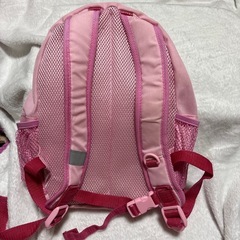 ハローキティ　ドット柄　リュックの画像