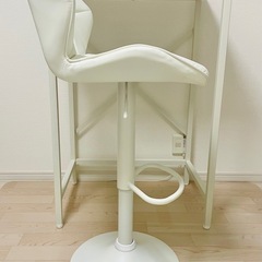 カウンターチェア(昇降椅子)の画像
