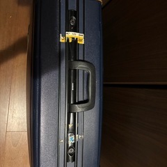 スーツケースの画像