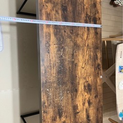 【使用感あり】デスクの画像