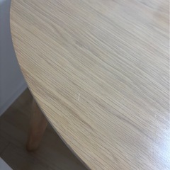 ダイニングテーブルの画像