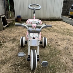 ハンドル付き三輪車の画像