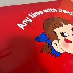 ペコちゃん缶　大の画像