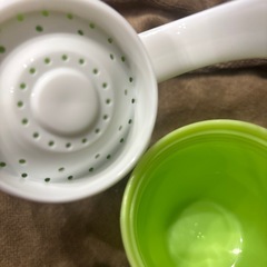 こぼれない コップの画像