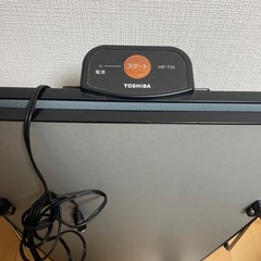 TOSHIBA ズボンプレッサーの画像