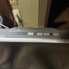 古い液晶テレビの画像