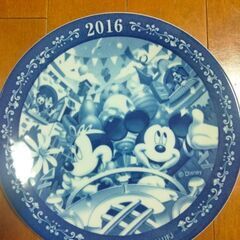ノリタケ　三菱東京UFJ銀行2016ディズニーミッキーマウスイヤープレートの画像