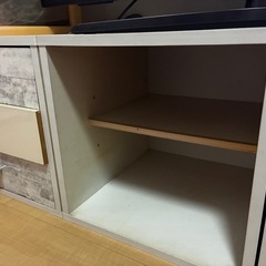 テレビ台の画像