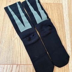 【美品】PUMA ブラックソックス 24〜26cmの画像