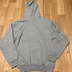 ミズノフードパーカーの画像
