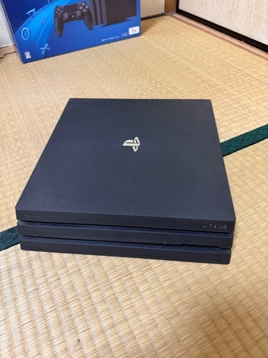 プレイステーション4Pro  PS4Pro本体コントローラー2個付き