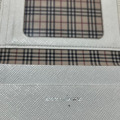 BURBERRYバーバリー カードケースの画像
