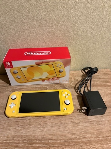 決まりました格安　switch ライト　lite 本体　箱有り