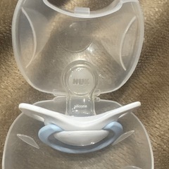 ヌーク NUK おしゃぶりの画像