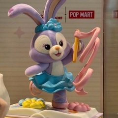 POPMART✖︎Disney 上海ディズニー限定ダッフィーとフレンズ　フィギュアの画像