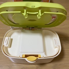 コンビ　おしり拭きウォーマーの画像