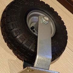 (未使用品)大型コロ(タイヤ)の画像