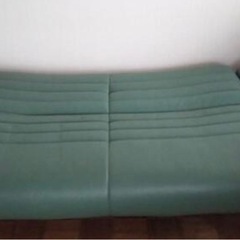 ソファ　エメラルド　ベッド　グリーン　家具の画像