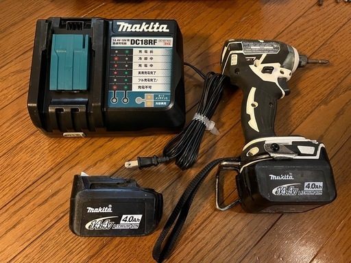 マキタ　makita TD137D 電動インパクトドライバー中古良品