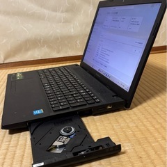 レノボ ノートパソコン 15.4インチの画像