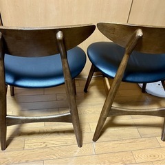 椅子　チェア　2つの画像
