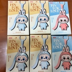 ブラックピンクLISA愛用ラブブ 
pin for loveの画像