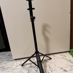 スマホ撮影用自撮り棒
三脚の画像