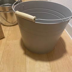 取引中 　色々入れ物の画像