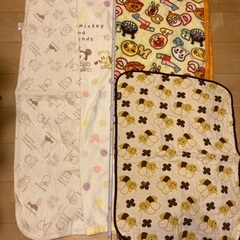 ベビーケープ　寝具など色々の画像