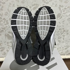 M990GL5ニューバランスの画像