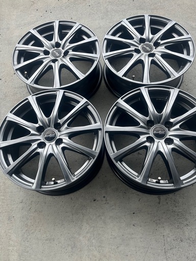 マナレイスポーツ17インチアルミホイール4本